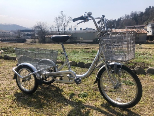 三輪自転車　自転車