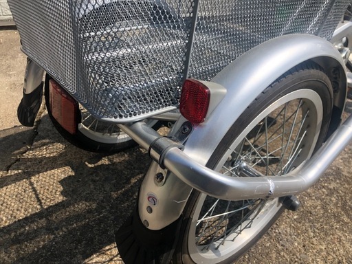 三輪自転車　自転車