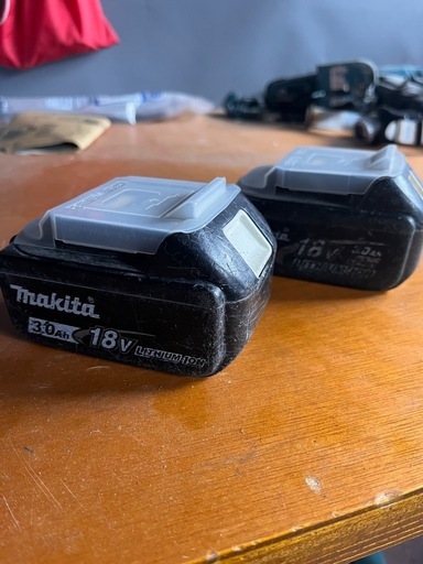 マキタ18Vバッテリー3Ah 2個