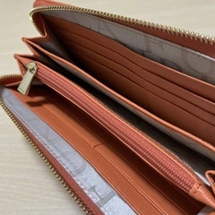 ★美品★FURLA 長財布　オレンジの画像