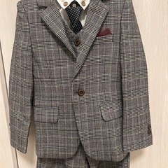 120㎝　子供用スーツ　男の子　入学式　スーツの画像
