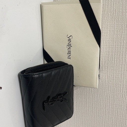Saint Laurent 二つ折り財布