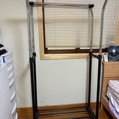 ハンガーラックダブル
の画像