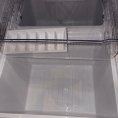  【美品】冷蔵庫 2023年製 シャープ ノンフロン冷凍冷蔵庫 SJD15JHの画像