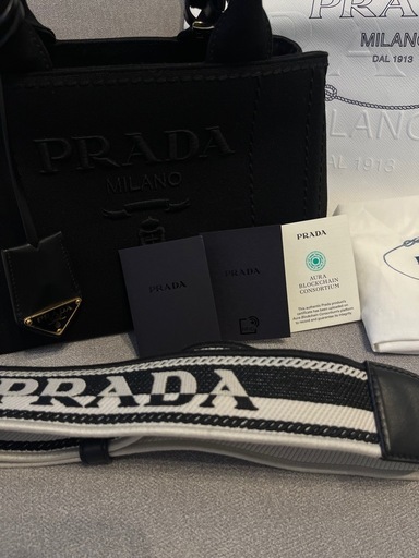 PRADA ハンドバック 