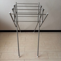 のびるハンガーラックの画像