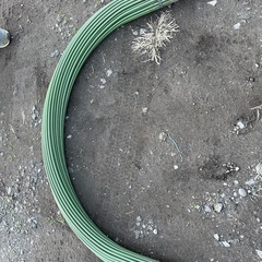 ビニールハウス用の支柱（アーチパイプ）まとめて出品します。の画像