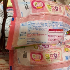 お菓子の詰め合わせセットの画像