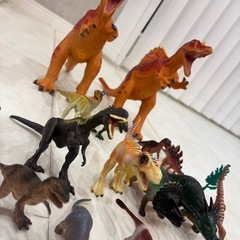 恐竜おもちゃの画像