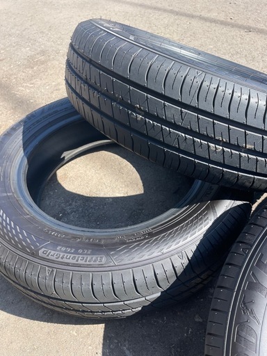 再投稿❗️175/65r15 バリ溝❗️