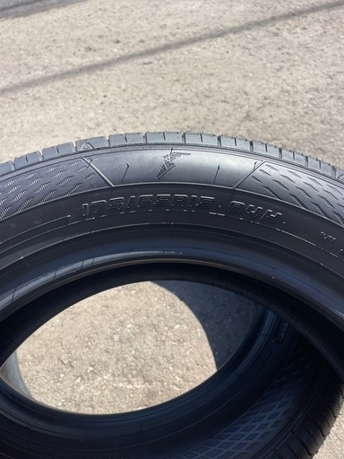 再投稿❗️175/65r15 バリ溝❗️