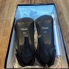  climb クライム バックリボン ビジュー付パンプス　22.5センチ
の画像