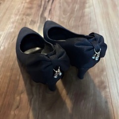  climb クライム バックリボン ビジュー付パンプス　22.5センチ
の画像