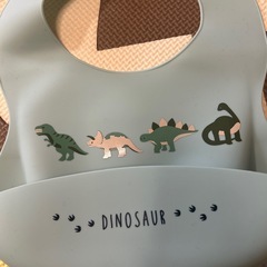 シリコン ポケット付き エプロン 恐竜の画像