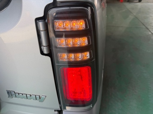 値下げ！JB23 　LEDテール 流れるウインカータイプ