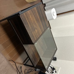 ドレッサー(鏡付きテーブル)の画像