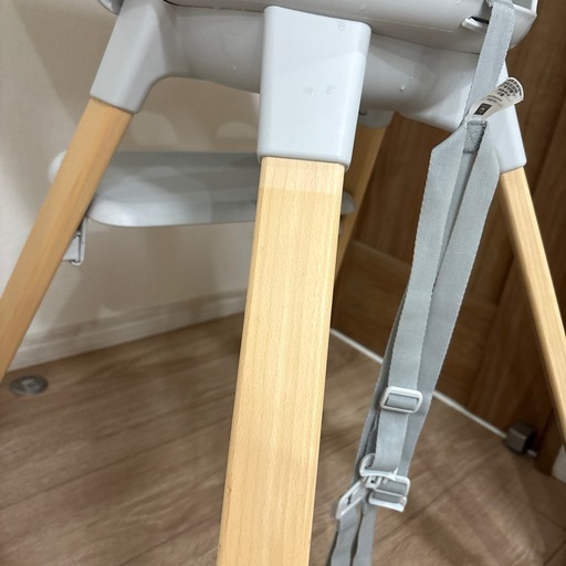 ストッケ　ハイチェア　クリック　グレー