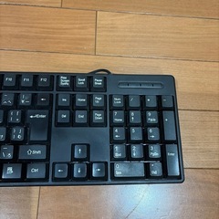 キーボード　テンキーつき　黒　有線　USB どなたか活用してください！の画像