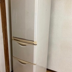 冷蔵庫　365lの画像