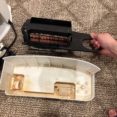 格安！シャープ 加湿暖房 加湿セラミックファンヒーター HX-12E5-Wの画像