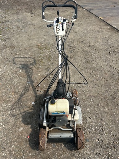 草刈機　作動品