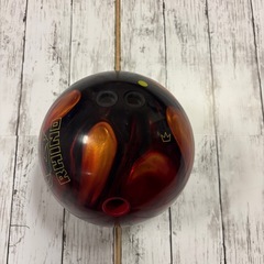 RHINO 15ポンド ボウリングボール 赤黒系の画像