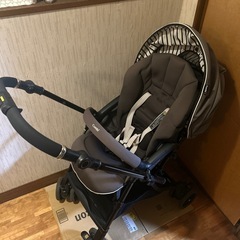 combiコンビ ベビーカースゴカル4キャス の画像