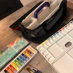 絵の具セット・習字セットの画像