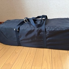 折りたためるベビーサークルの画像