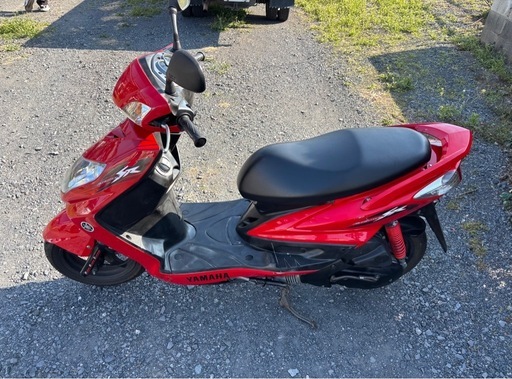 1243.ヤマハ　シグナスX SR 2型　低走行　小型　125cc バイク 車体　埼玉