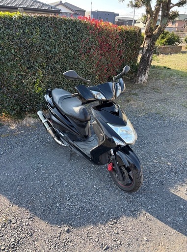 1246.ヤマハ　シグナスX SR 3型 社外マフラー　小型　バイク　125cc 車体