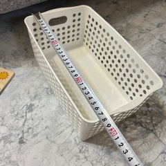 ⑥ 収納　プラスチック　白　収納ケースの画像