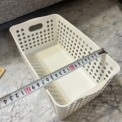 ⑥ 収納　プラスチック　白　収納ケースの画像