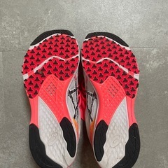 asics　ランニングシューズ　22.5cmの画像
