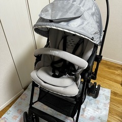 コンビ　ベビーカー　オキシ&洗濯済みの画像