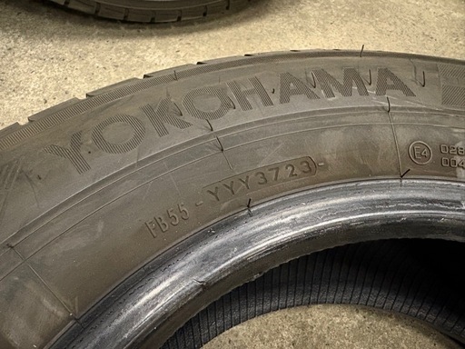 YOKOHAMA 195/80R15 107/105N LT 4本 ハイエースキャラバン