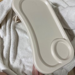 美品✨ミニチェア用テーブルの画像