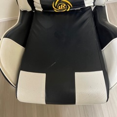 ゲーミングチェア(左肘掛けなし)の画像