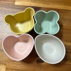 ベビー用カラフル食器セット離乳食の画像