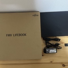 【超軽量698g】富士通 FMV LIFEBOOK WU2/C3 Corei5-8265U 8GB リカバリメディア付き Win10モデルの画像