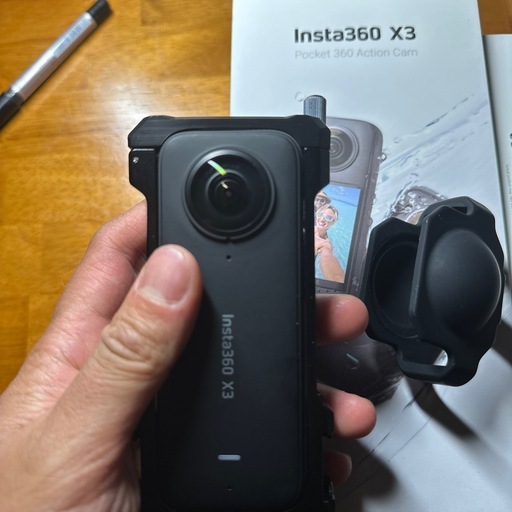 INSTA360 x3