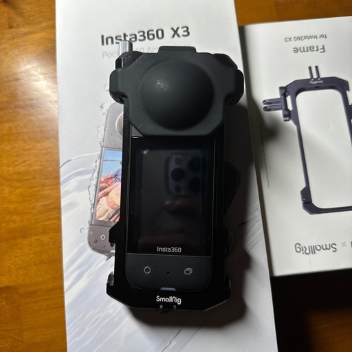 INSTA360 x3