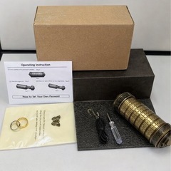 ダヴィンチのシークレットパズルボックス。ゴールド。の画像