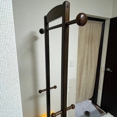 木製スタンドハンガー / コートハンガーの画像