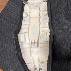 Dトラッカー250 デイトナローシートの画像