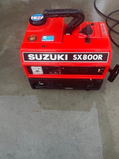 SUZUKI ポータブル発電機 SX800R 50Hz/60Hz ガソリン 2サイクルオイル 100V 小型