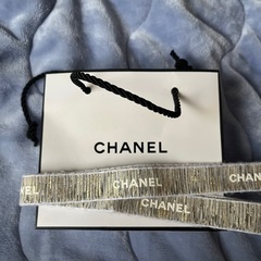 【CHANEL】ショッパー袋ロゴ入りリボン付の画像