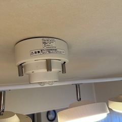 ４灯　ＬＥＤシーリングライト　調光　YY38W-4WW　ニトリ　8380109の画像