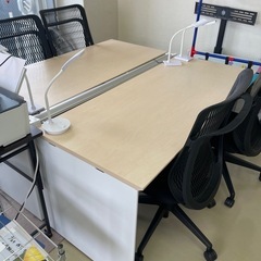 オフィス用家具 会議用テーブル ミーティングテーブル 規模者には椅子4客お付けします　の画像