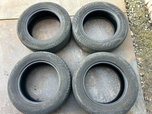 サマータイヤ　195/65R15 HIFLY 4本タイヤのみ
